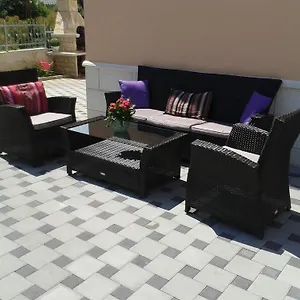 https://apartments-linda-trogir.splithotels.org