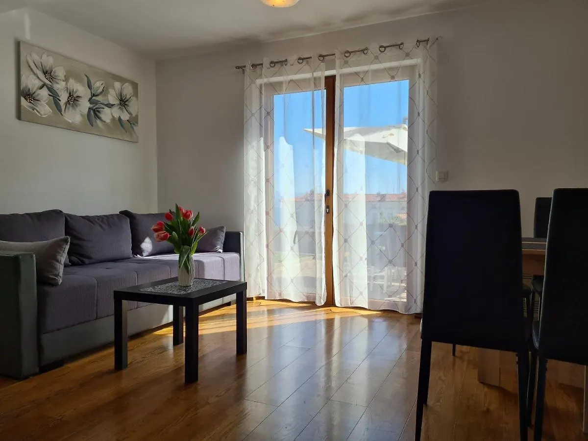Downtown Apartment Ela
